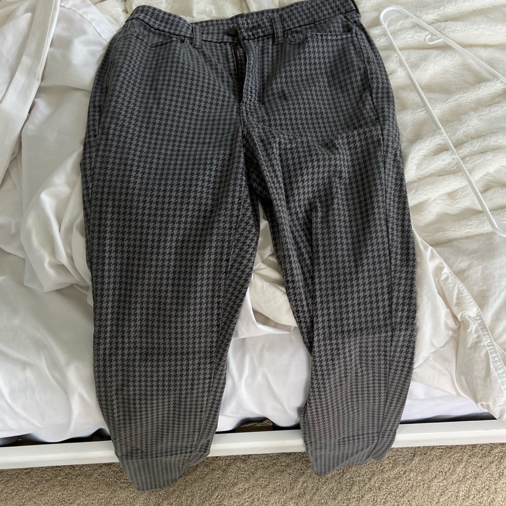 AEO Jegging- Size 6 Long
